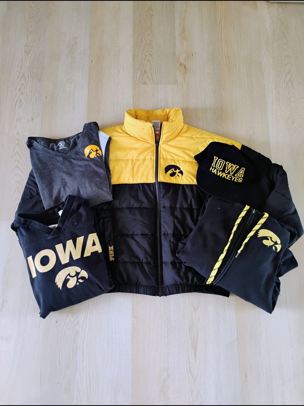 PINK Victoria's Secret Yellow Puffer Jacket Iowa Hawkeye Bundle